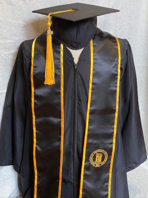 Dominican University Bachelor Bundle